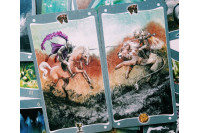 Колода таро Виблискуючих Фей (Fairy Lights Tarot) тепер у Відьминому Котлі!